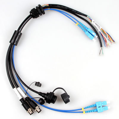 Ruimtevaart Waterdichte Optische de Kabelassemblage M12+USB Female+Fiber van de Draaduitrusting