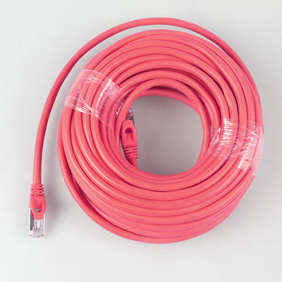 Directe Begrafenis 6 Voet Cat7-van het Flardkoord het Op zwaar werk berekende Waterdichte 26AWG 10Gb Rood